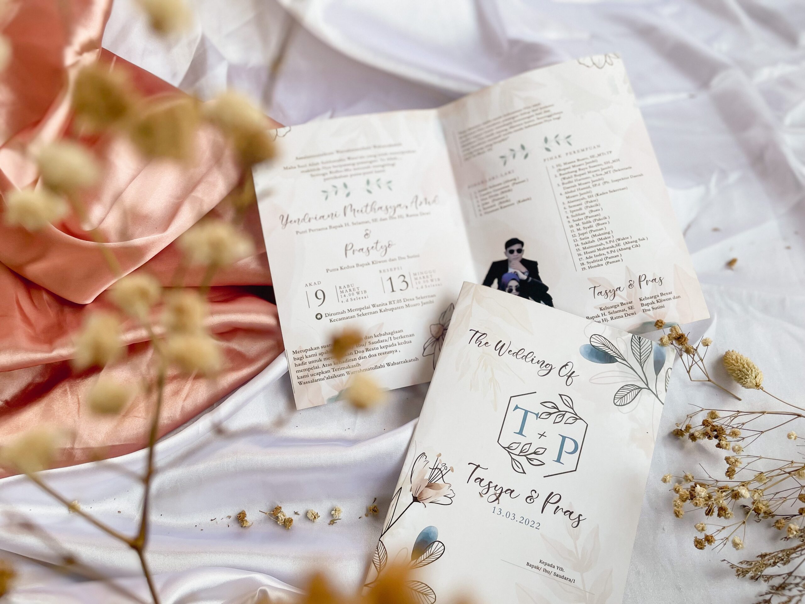 4 tasya & pras foto min 4 tasya & pras foto min